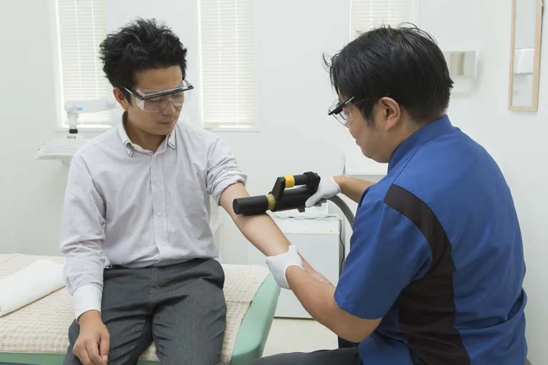 皮膚に現れる体のサインを見つけます